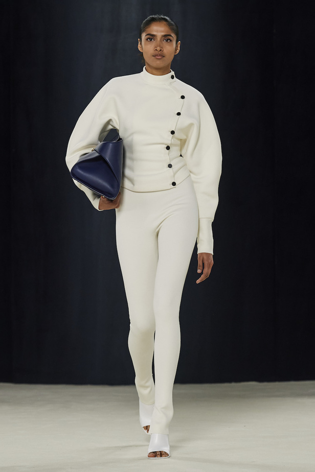 من مجموعة Ferragamo لموسم خريف وشتاء 2023-2024