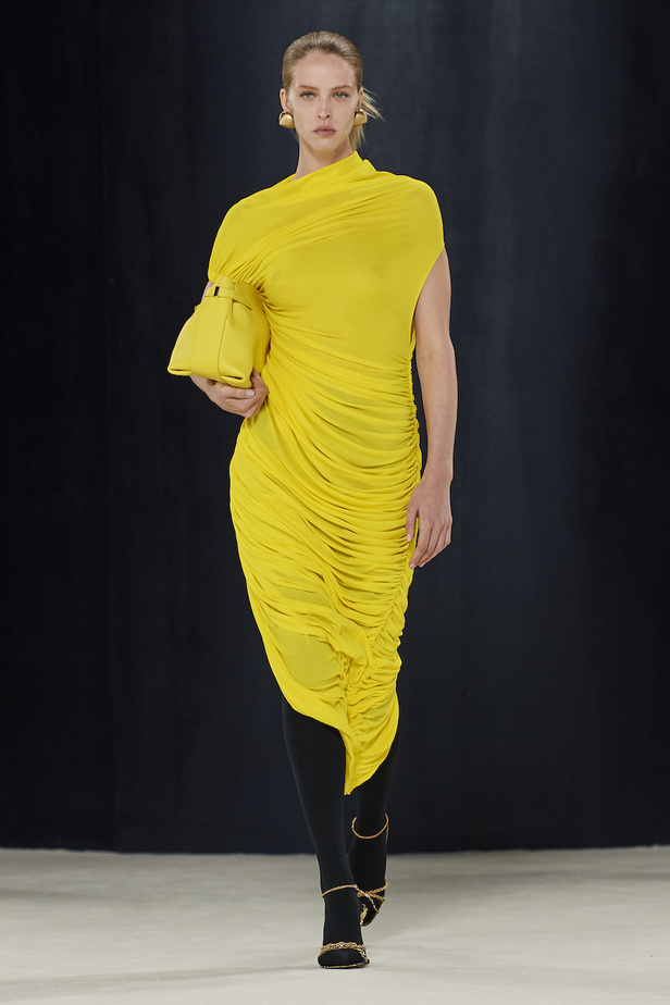 من مجموعة Ferragamo لموسم خريف وشتاء 2023-2024