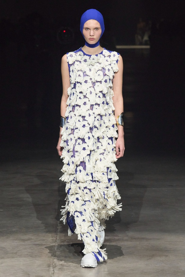 مجموعة Jil Sander عكست تصاميم أكثر جرأة مع الحفاظ على البساطة