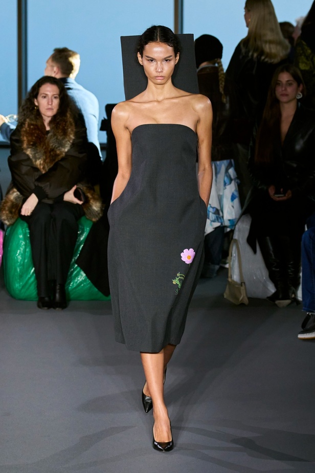 مجموعة Christopher Kane لخريف وشتاء 2023-2024