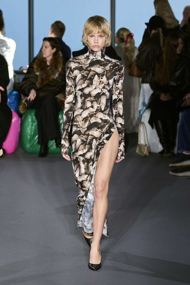 مجموعة Christopher Kane لخريف وشتاء 2024 في لندن