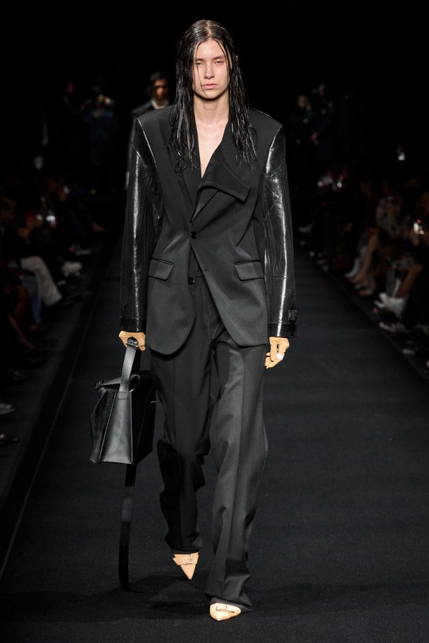 مجموعة MM6 Maison Margiela لخريف وشتاء 2023