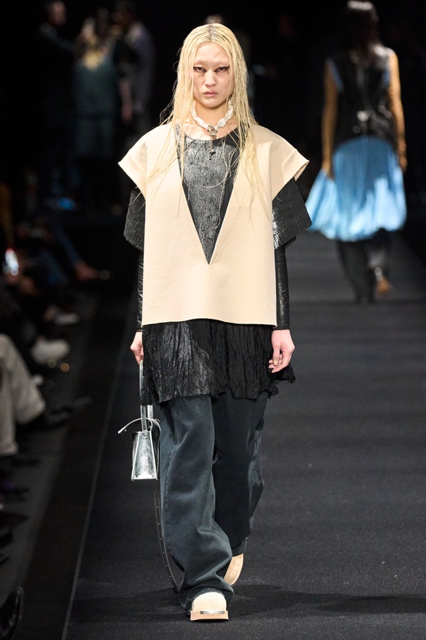 مجموعة MM6 Maison Margiela لخريف وشتاء 2023