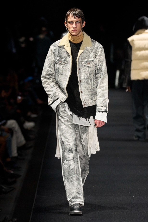 مجموعة MM6 Maison Margiela لخريف وشتاء 2023