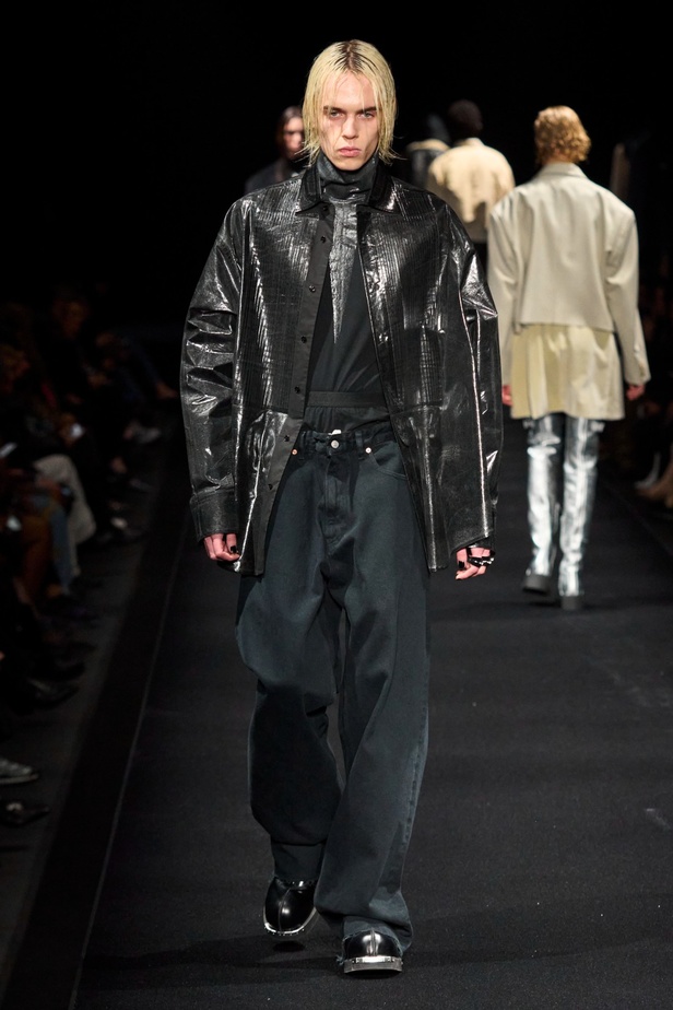 مجموعة MM6 Maison Margiela لخريف وشتاء 2023