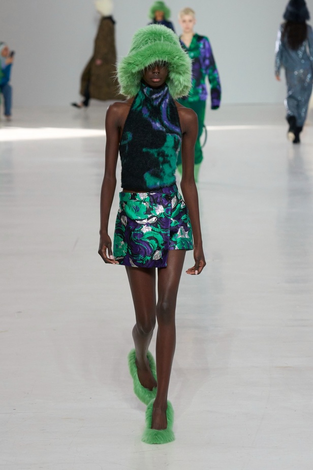 مجموعة MSGM لخريف وشتاء 2023-2024