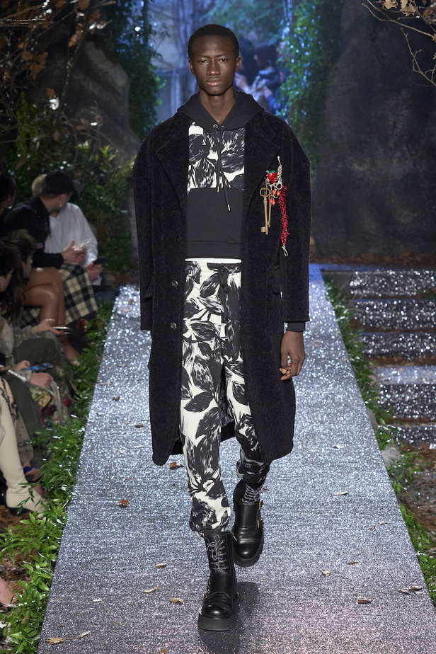 من مجموعة أنطونيو ماراس لموسم خريف وشتاء2023-2024