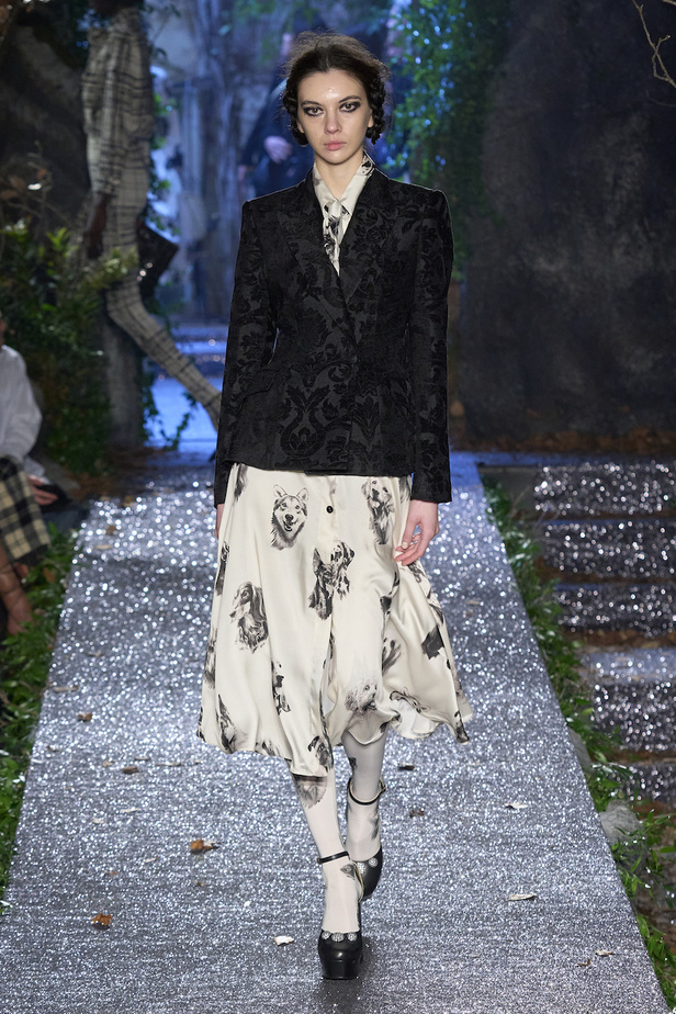 من مجموعة أنطونيو ماراس لموسم خريف وشتاء2023-2024