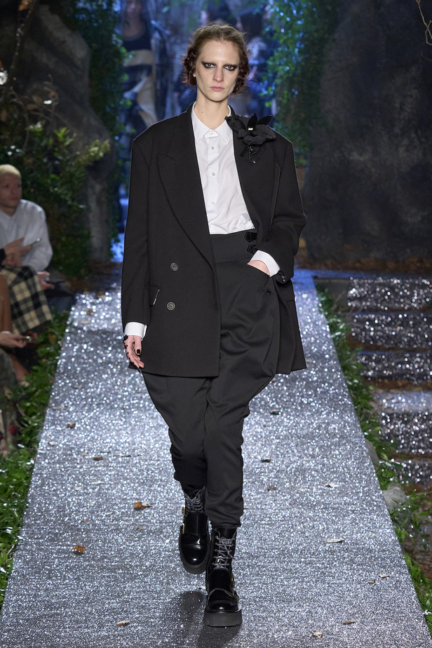 من مجموعة أنطونيو ماراس لموسم خريف وشتاء2023-2024