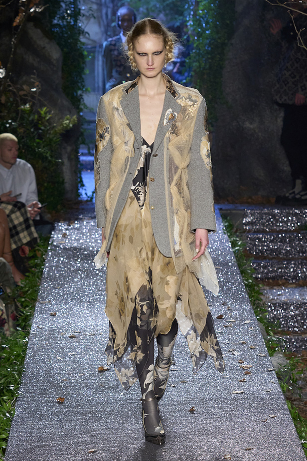 من مجموعة أنطونيو ماراس لموسم خريف وشتاء2023-2024