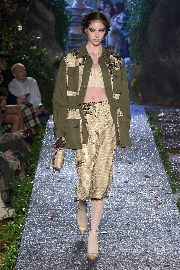 من مجموعة أنطونيو ماراس لموسم خريف وشتاء2023-2024