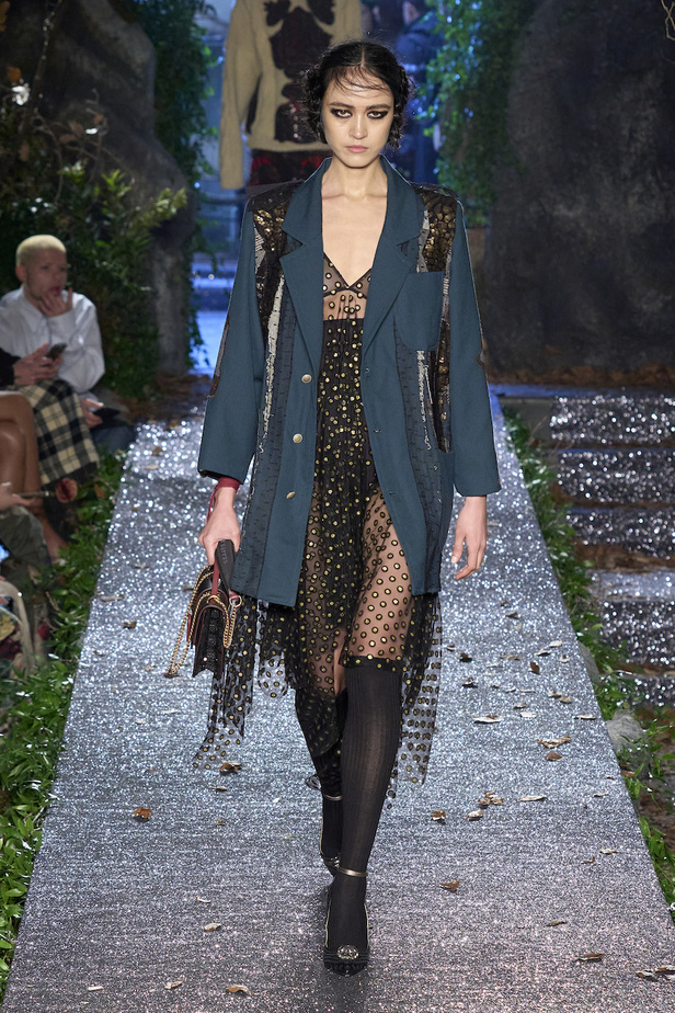 من مجموعة أنطونيو ماراس لموسم خريف وشتاء2023-2024