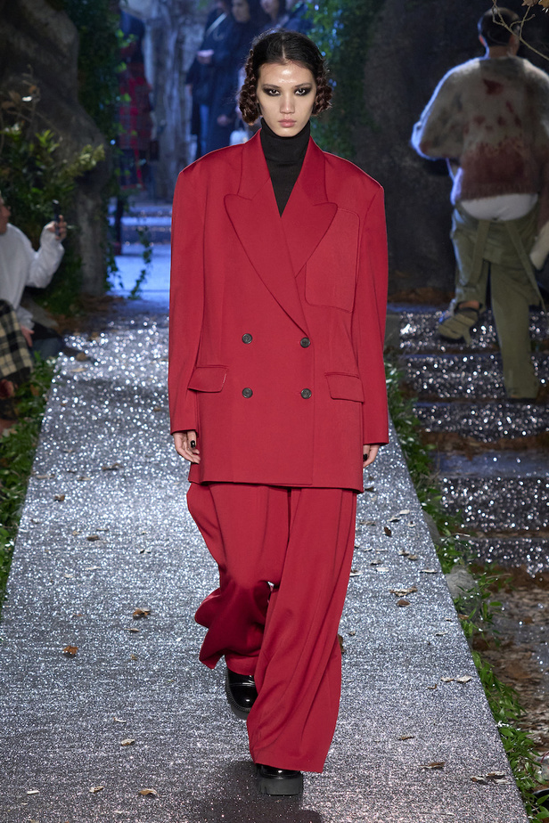 من مجموعة أنطونيو ماراس لموسم خريف وشتاء2023-2024