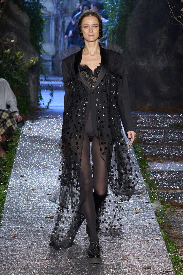 من مجموعة أنطونيو ماراس لموسم خريف وشتاء2023-2024