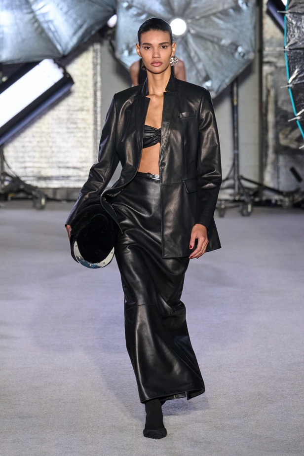 مجموعة براندون ماكسويل لخريف وشتاء 2023-2024