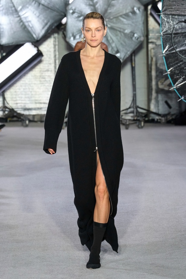 مجموعة براندون ماكسويل لخريف وشتاء 2023-2024