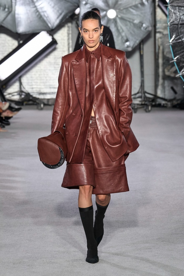 مجموعة براندون ماكسويل لخريف وشتاء 2023-2024