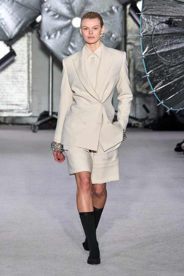 مجموعة براندون ماكسويل لخريف وشتاء 2023-2024