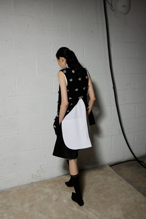 من كواليس مجموعة براندون ماكسويل لخريف وشتاء 2023-2024