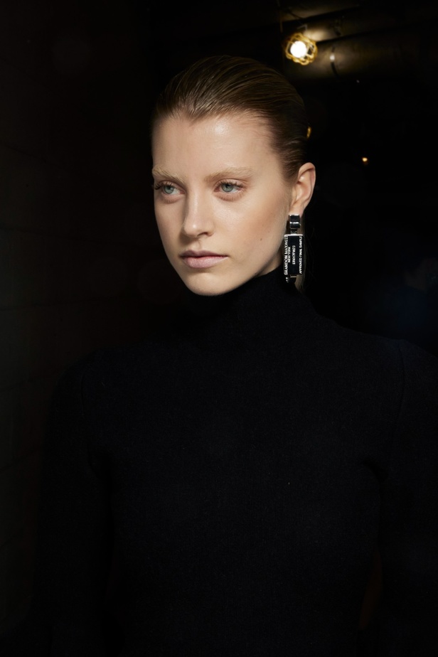 اكسسوارات من مجموعة براندون ماكسويل لخريف وشتاء 2023-2024