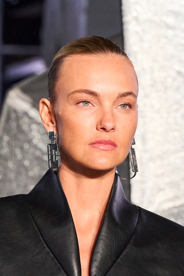 اطلالات جمالية من مجموعة براندون ماكسويل لخريف وشتاء 2023-2024 