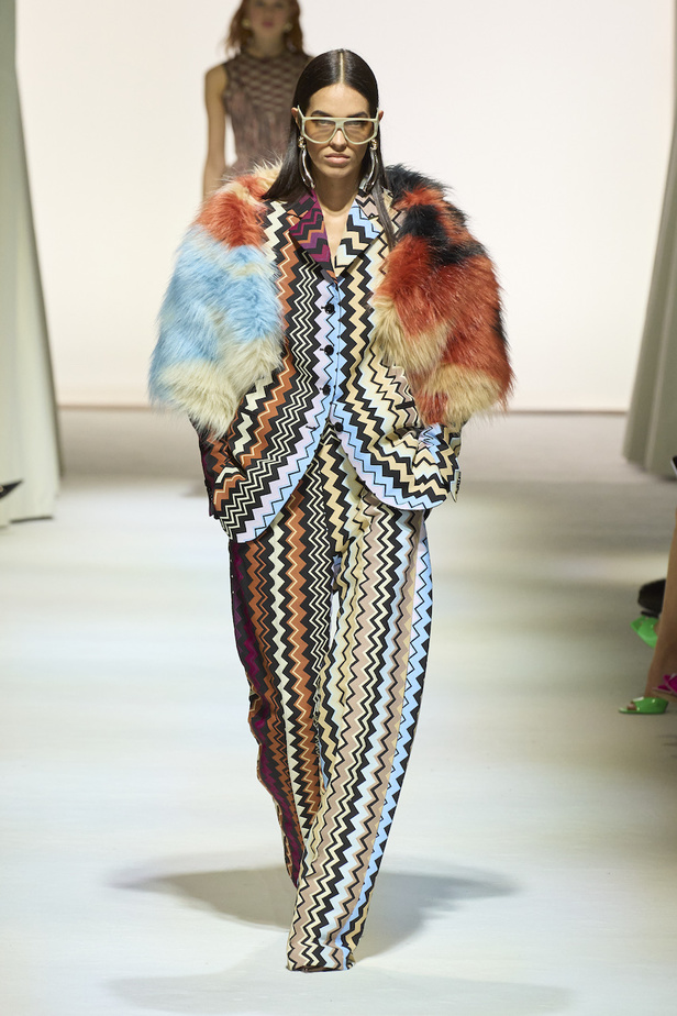 من مجموعة ميسوني لموسم خريف وشتاء 2023-2024