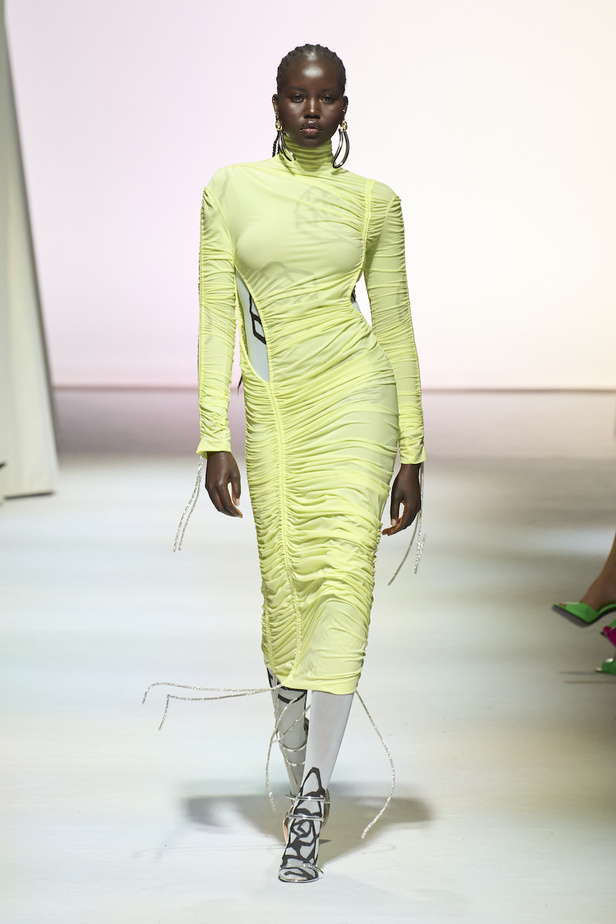 من مجموعة ميسوني لموسم خريف وشتاء 2023-2024