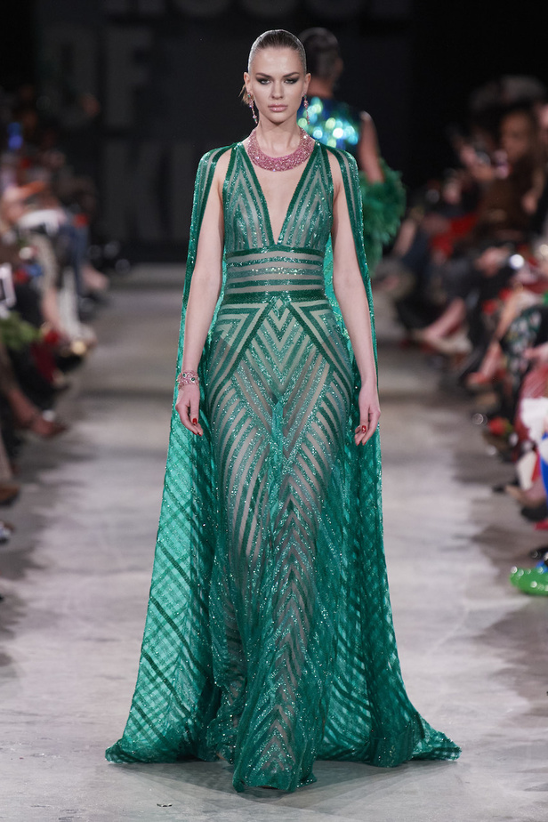 من مجموعة نعيم خان لموسم خريف وشتاء 2023-2024