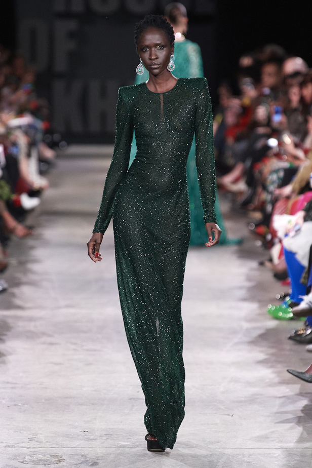 من مجموعة نعيم خان لموسم خريف وشتاء 2023-2024