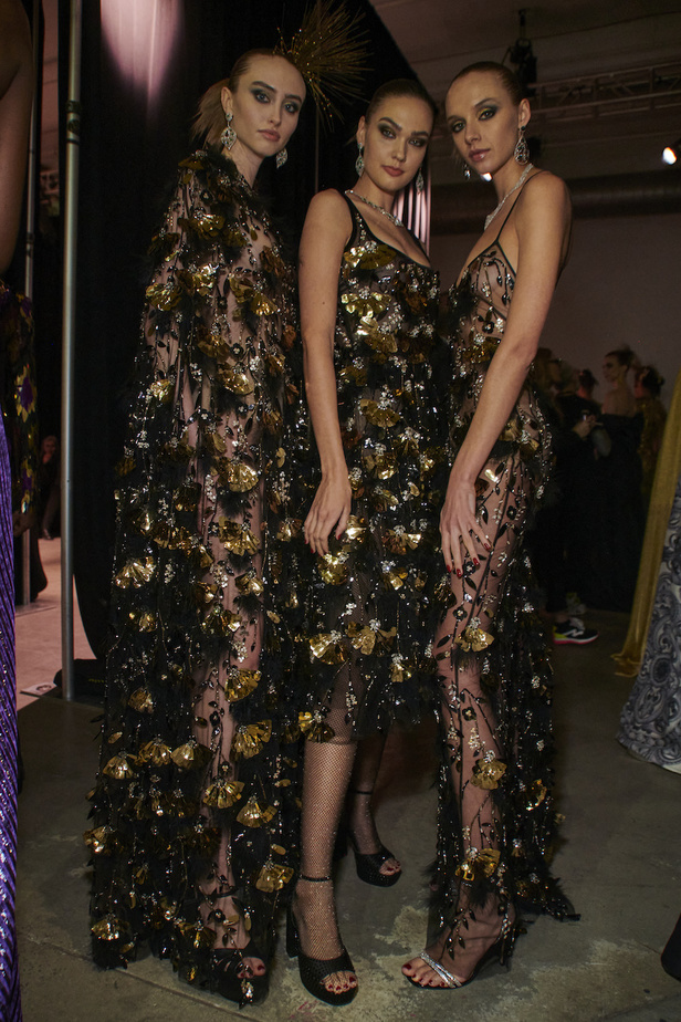 دار نعيم خان تحتفل بعيدها الـ 20 في أجواء صاخبة وبرّاقة