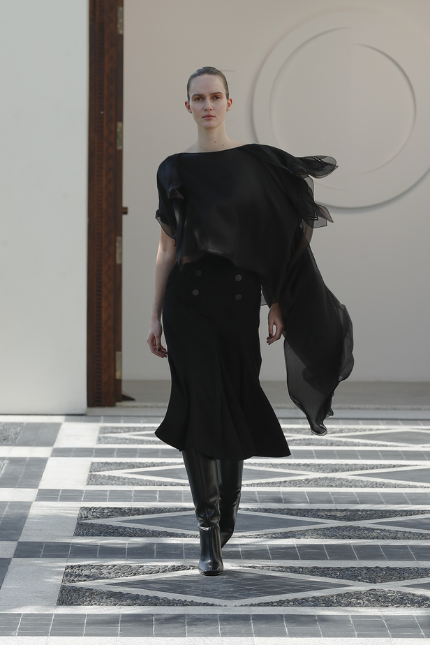 من مجموعة Noon By Noor لخريف وشتاء 2023 - 2024