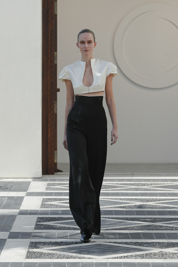 من مجموعة Noon By Noor لخريف وشتاء 2023 - 2024