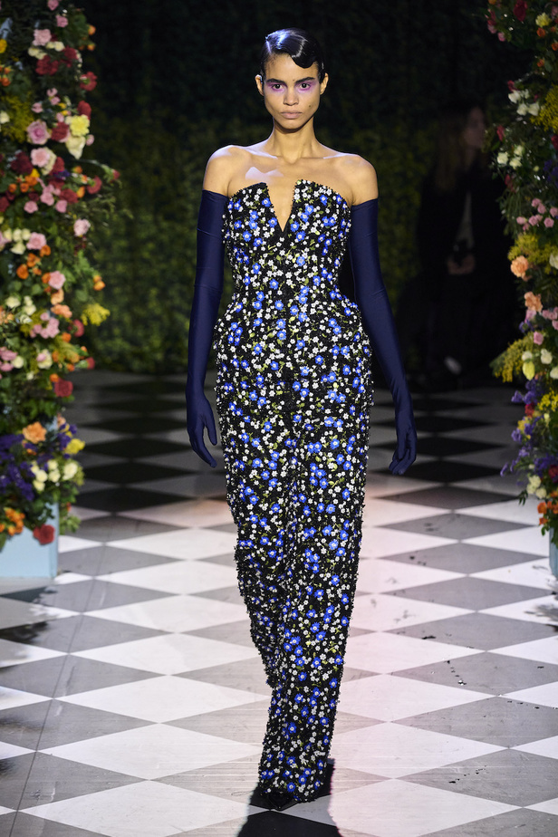 من مجموعة Richard Quinn لموسم خريف وشتاء 2023