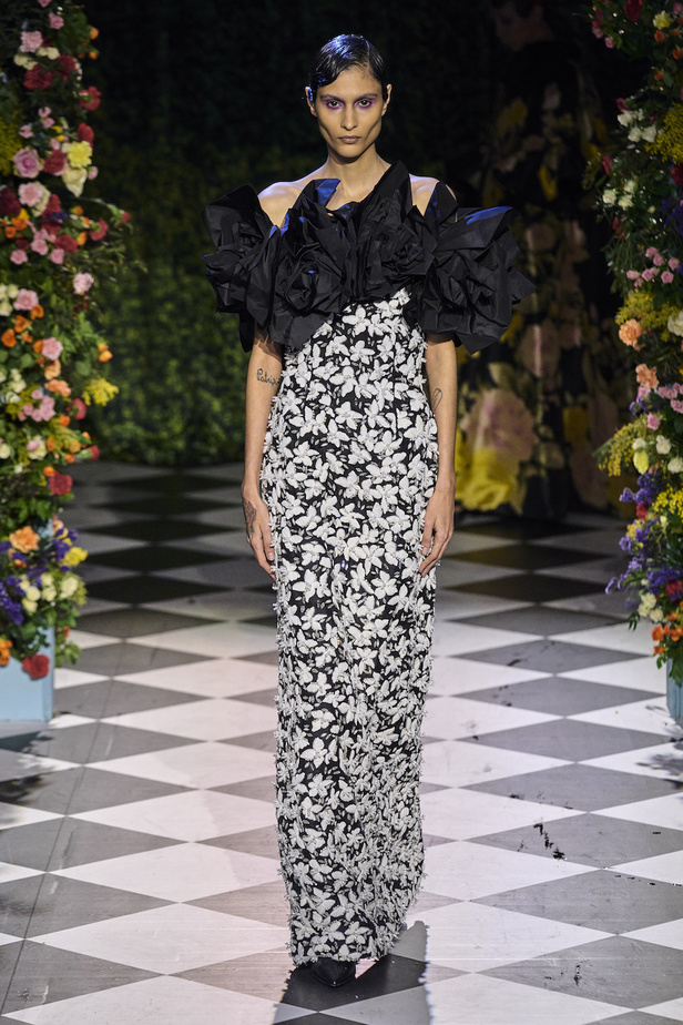 من مجموعة Richard Quinn لموسم خريف وشتاء 2023