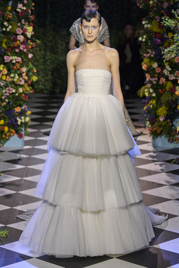 من مجموعة Richard Quinn لموسم خريف وشتاء 2023