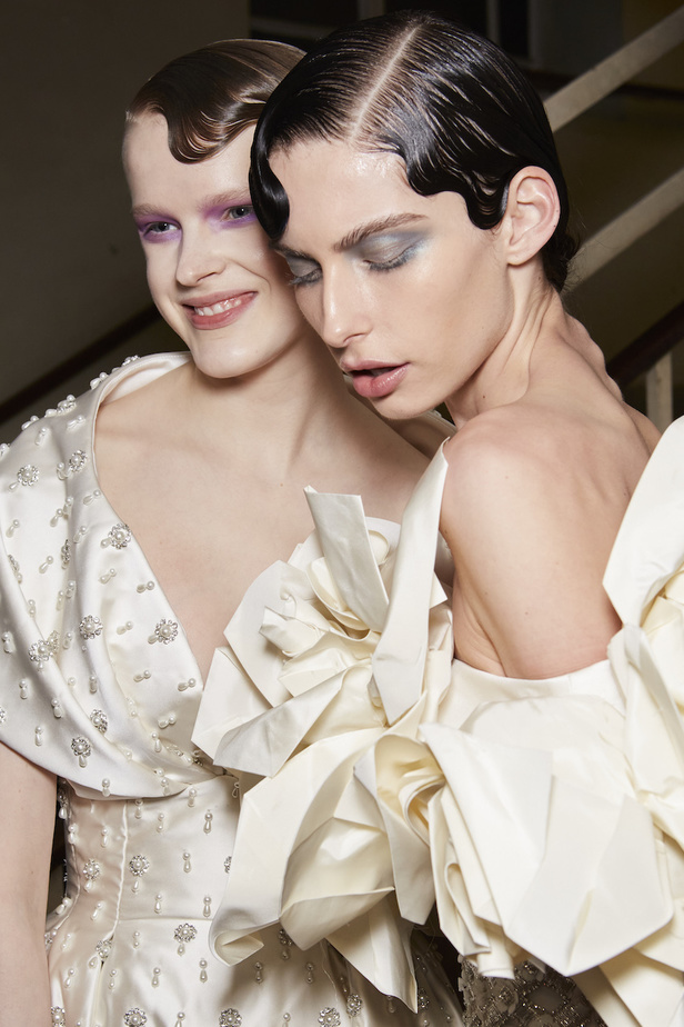 باقة من الورود قدمها لنا Richard Quinn لموسم خريف 2023