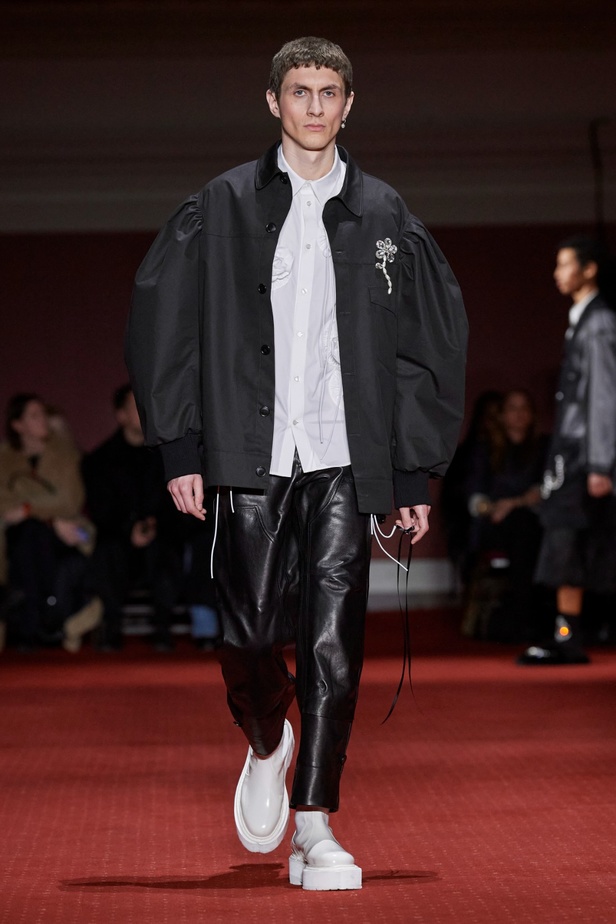 مجموعة سيمون روشا لخريف وشتاء 2024