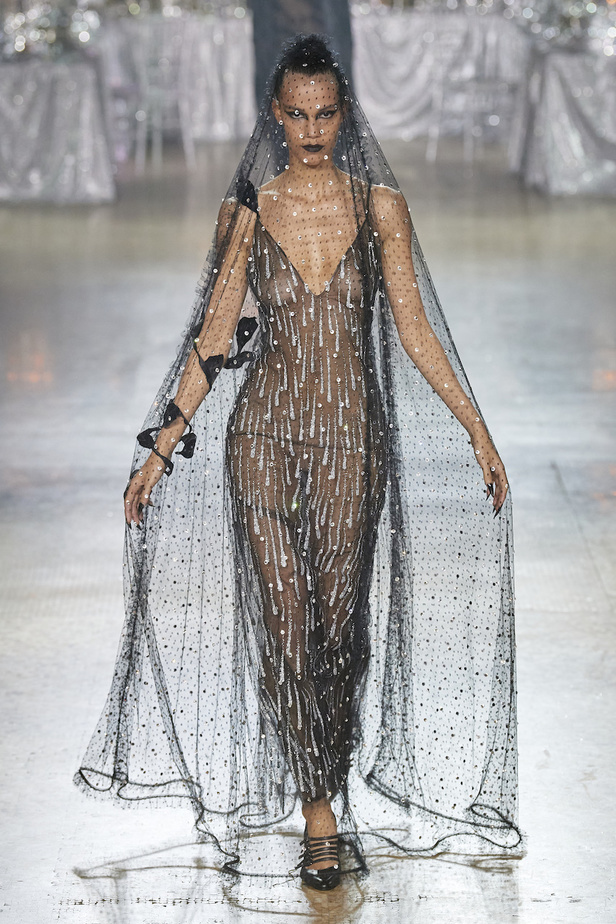 من مجموعة Rodarte لخريف وشتاء 2023-2024