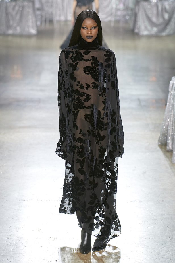 من مجموعة Rodarte لخريف وشتاء 2023-2024