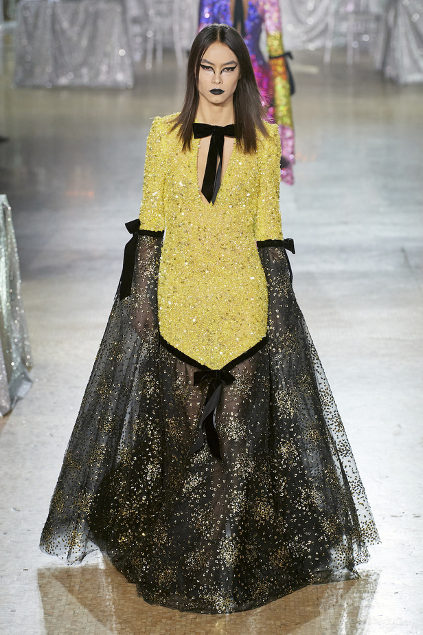 من مجموعة Rodarte لخريف وشتاء 2023-2024