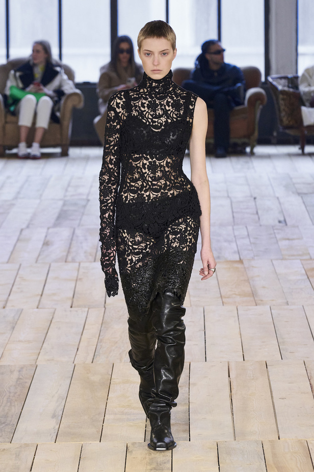 من مجموعة Sportmax لموسم خريف وشتاء 2023-2024