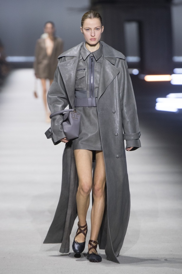 مجموعة Tod's أساسية وحديثة من قطع أيقونية قيّمة 