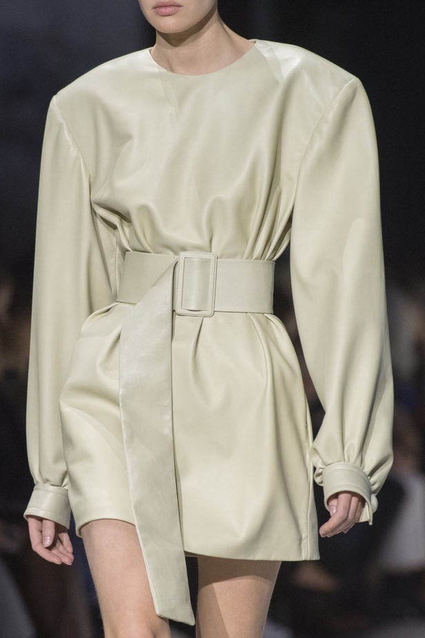 مجموعة Tod's أساسية وحديثة من قطع أيقونية قيّمة 