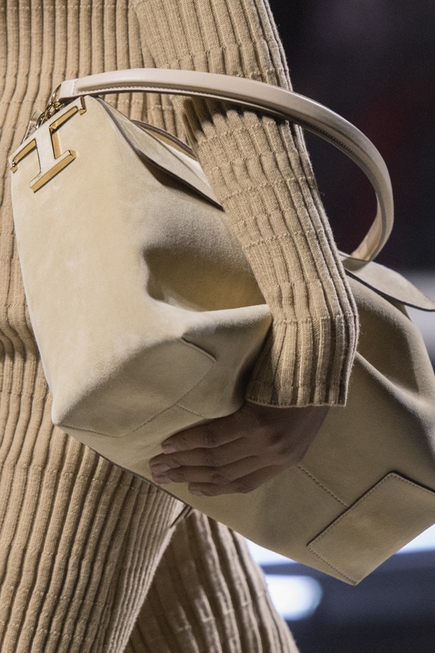 مجموعة Tod's أساسية وحديثة من قطع أيقونية قيّمة 