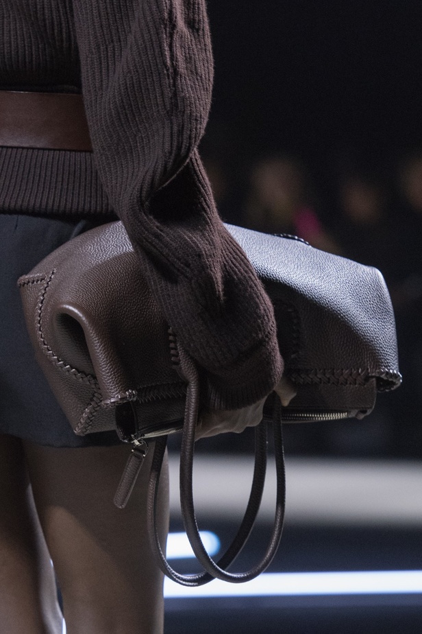 مجموعة Tod's أساسية وحديثة من قطع أيقونية قيّمة 