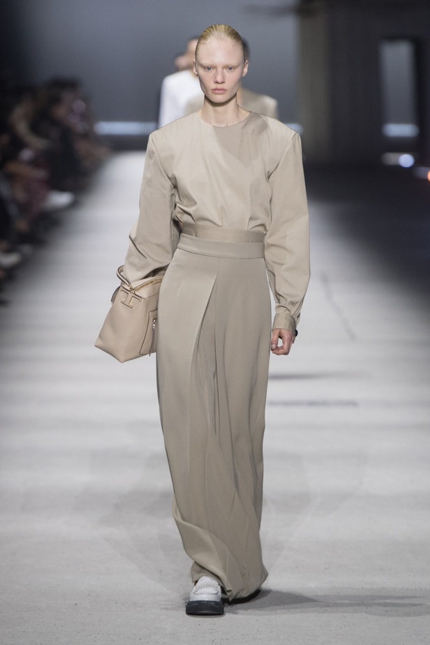 مجموعة Tod's أساسية وحديثة من قطع أيقونية قيّمة 