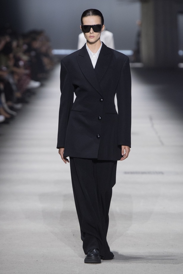 مجموعة Tod's أساسية وحديثة من قطع أيقونية قيّمة 