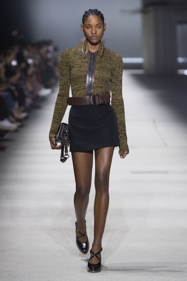 مجموعة Tod's أساسية وحديثة من قطع أيقونية قيّمة 