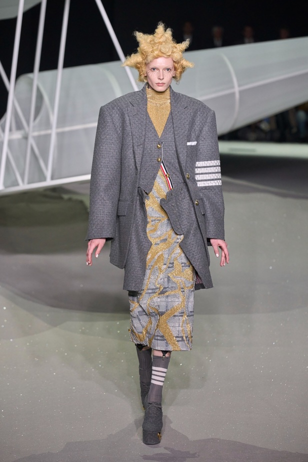 مجموعة Thom Browne تترجم رواية "الأمير الصغير" إلى عرض أزياء مبهر