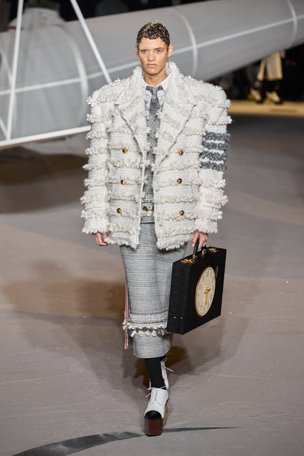 مجموعة Thom Browne تترجم رواية "الأمير الصغير" إلى عرض أزياء مبهر